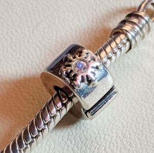 Chamilia Snowflake Lock